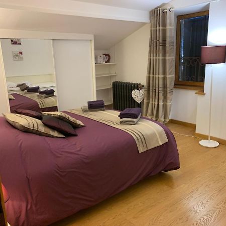 Domaine Des Pierres D Auvergne Flat Zewnętrze zdjęcie